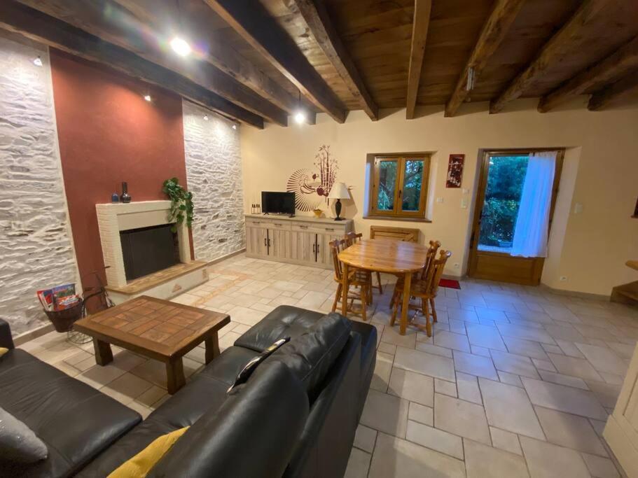 La Maison Paisible Guéméné-Penfao Exteriör bild